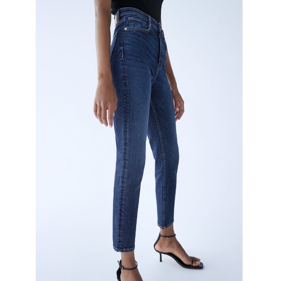 NEW!! HP 🥳🥳🥳Zara Hi-rise Jeans - Picture 2 of 12